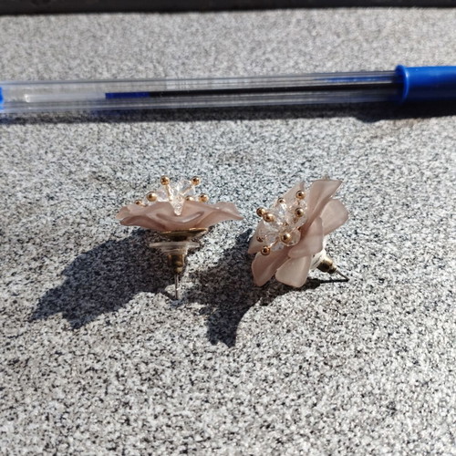Earrings like new condition
