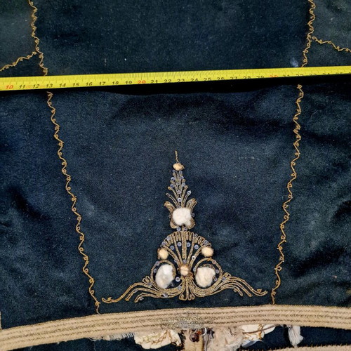 Tsochino vest type Amalia used, old