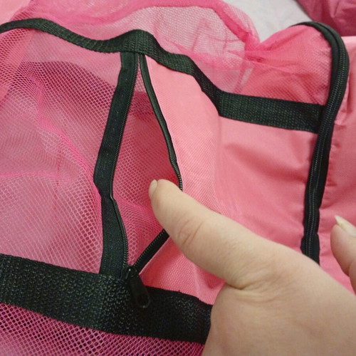 Shoulder beach bag like new with cooler pink