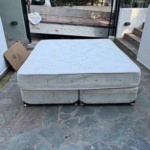 Double bed with mattress used 1.60x2 meters