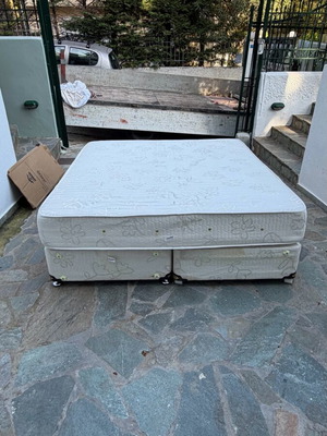 Double bed with mattress used 1.60x2 meters