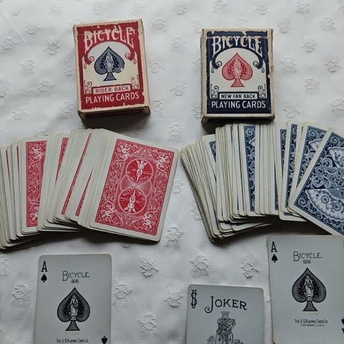 Bicycle playing cards used with Rider Back and New Fan Back designs