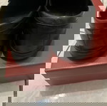  Πωλουνται Δερματινα Μοκασινια χρωματος Μαυρο και νουμερο 44