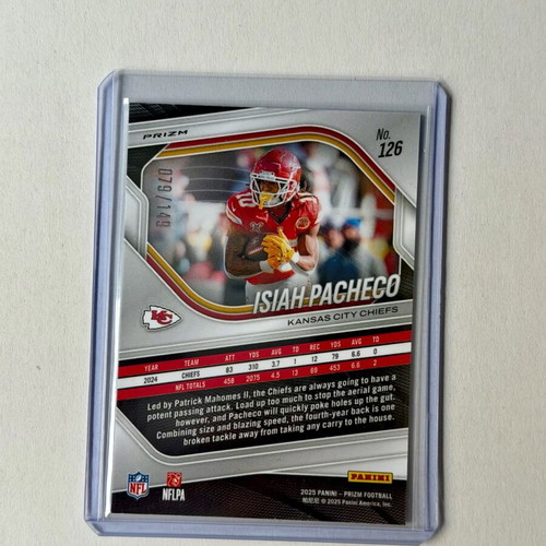 2025 Panini Prizm Football Isiah Pacheco Red Wave 79/149 Color Match #126 Chiefs new