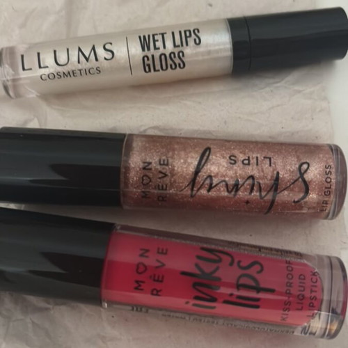 Lips Mon Reve with 2+1 gift, new