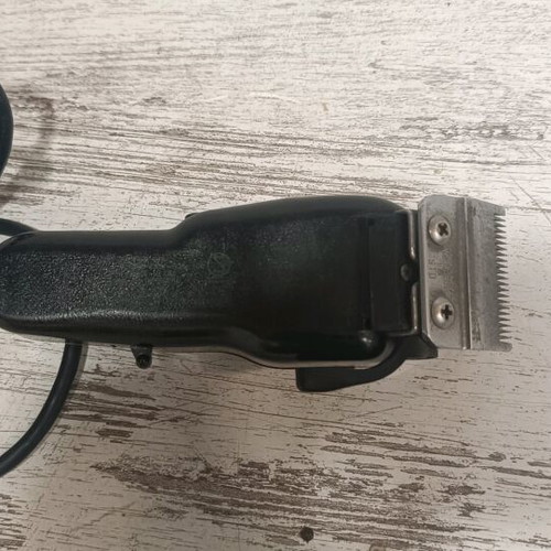 WALH hair clipper used, corded