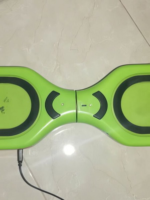 Nilox DOC 2+ hoverboard used with speaker and bluetooth