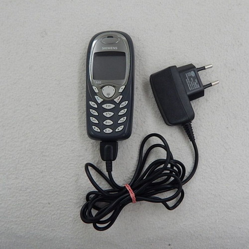 Siemens A60 cell phone from 2000s used, with charger, not working