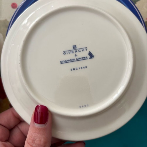 Givenchy Singapore Airlines plates set of 6 like new