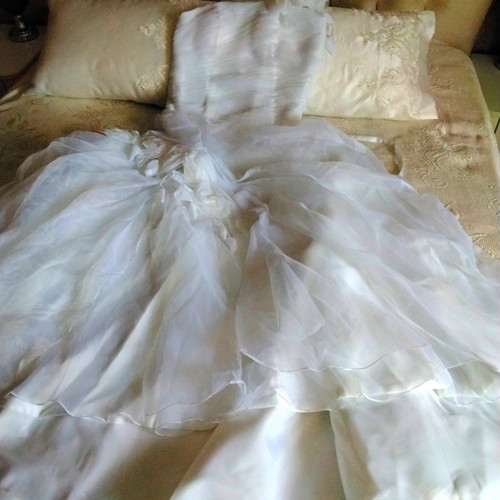 Wedding dress new, one shoulder, white, size L