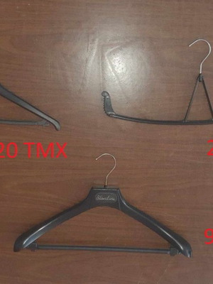 Επαγγελματικές κρεμάστρες καινούργιες, πακέτο 410 τεμαχίων για μπουτίκ