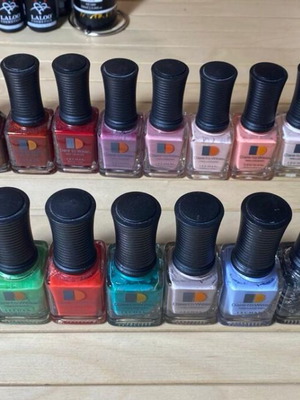 Lechat nail polish like new, pack of 18 pieces