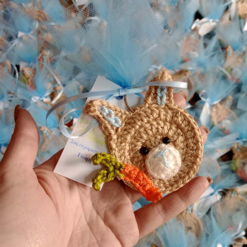 Crochet Bunny Favor New With Tulle And Almond Confetti