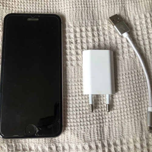 Iphone 6 used unlocked with authentic Louis Vuitton leather case, cable and silicone cover