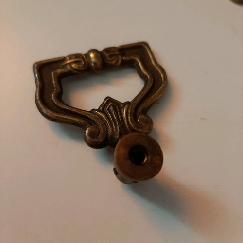 Vintage brass furniture knobs and keys like new