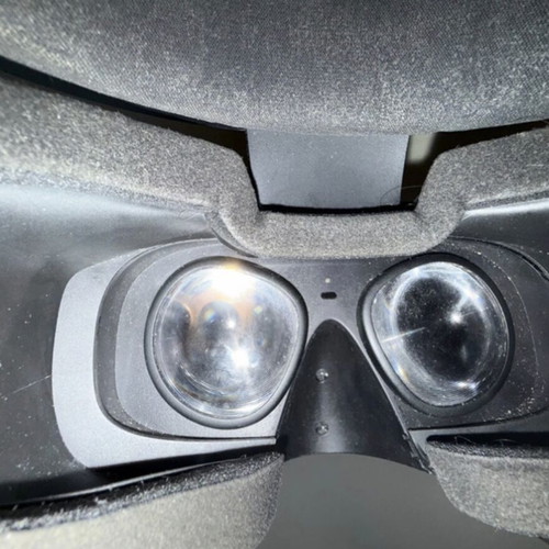 Oculus Rift S used VR accessory for PC with minor controller damage