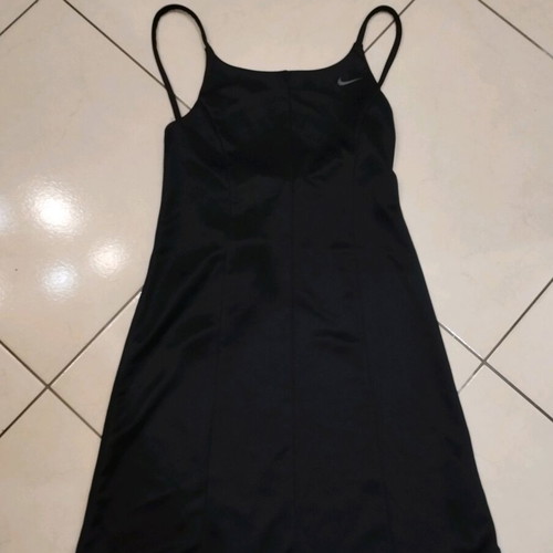 Nike dress black small like new, short with adjustable straps