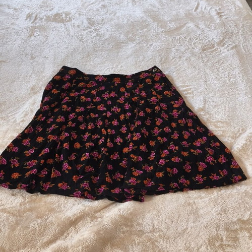 Vintage floral skirt SK & Company size 12 used, black with pink and orange flowers