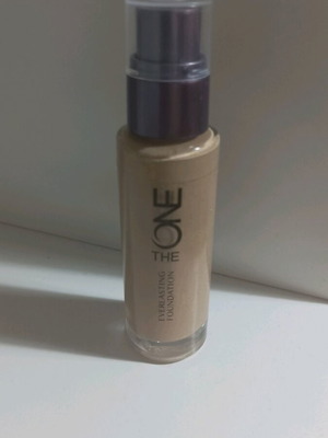 Oriflame The One Everlasting Foundation like new, shade Natural Beige