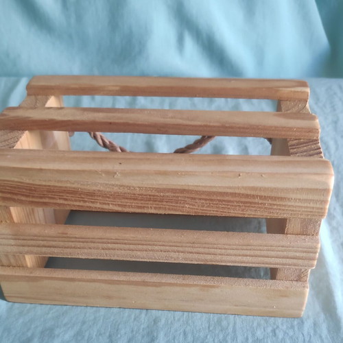 Cuccio Naturale Mini wooden crate with rope handle new