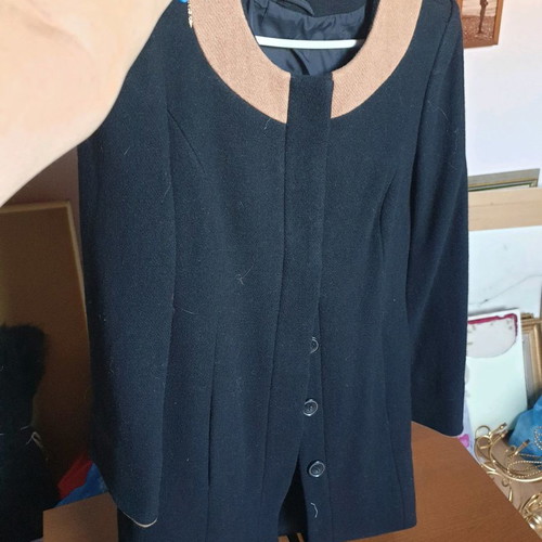 Mini & Berry coat used, black with beige details, size M
