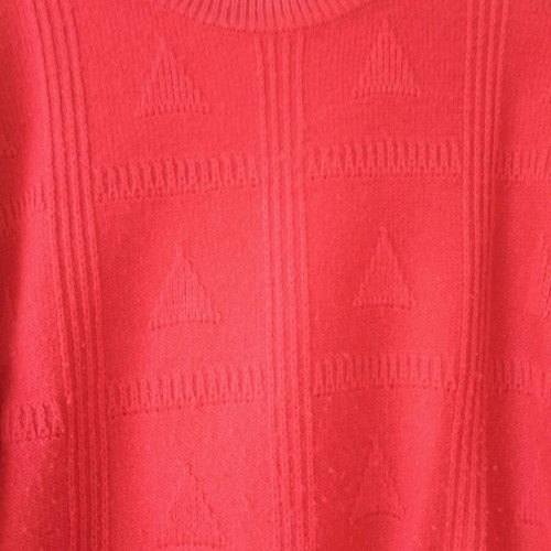 Courezze women's wool sweater size M, L like new, red