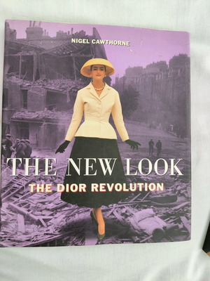 The New Look The Dior Revolution coffee book like new