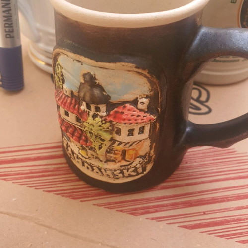 Decorative cups like new