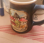 Decorative cups like new