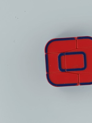 Alpha Bots Letter O Transformer like new