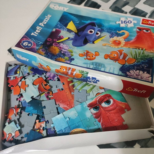 Finding Dory puzzle like new