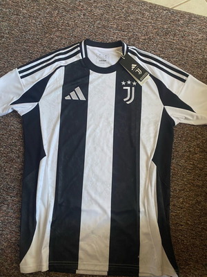 Juventus Home Jersey Season 24/25 Genuine New with Tags