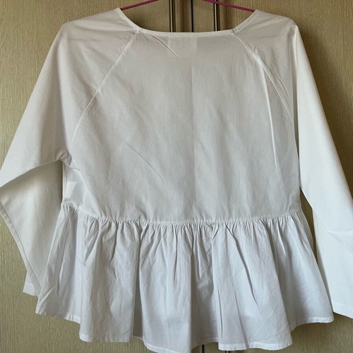 White cotton blouse like new, size S