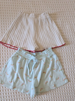 Gap shorts like new, size 104 cm, white and turquoise