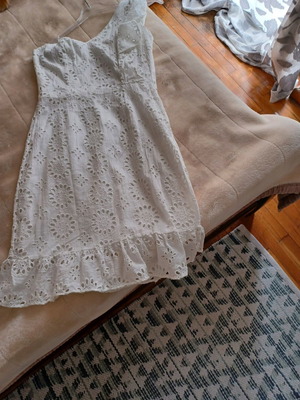One-shoulder dress small used, white