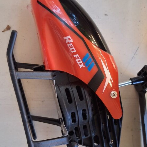 Gear2Play Red Fox remote control helicopter used