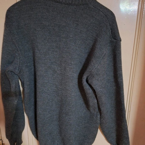 Pullover with zipper green and gray size 48 like new, wool