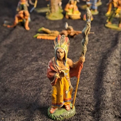 Lineol Indian figures used, 1930s