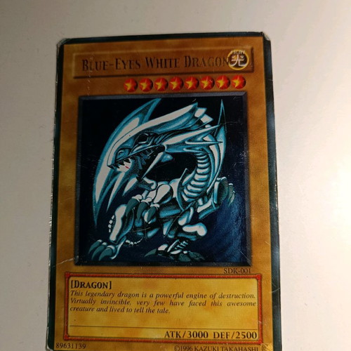 Blue-Eyes White Dragon μεταχειρισμένη κάρτα Yu-Gi-Oh!