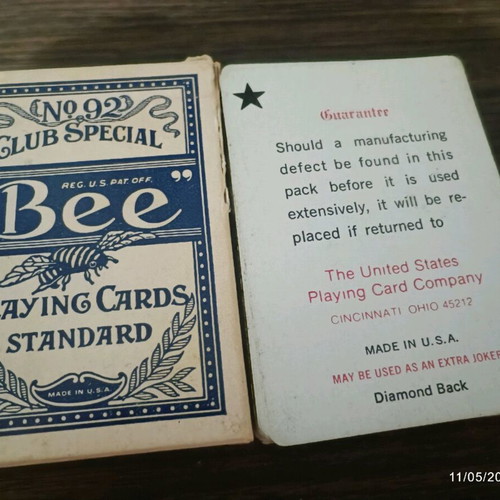 Bee Cambric Finish Usa playing cards like new