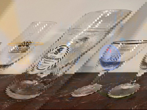 ποτήρια μπύρας