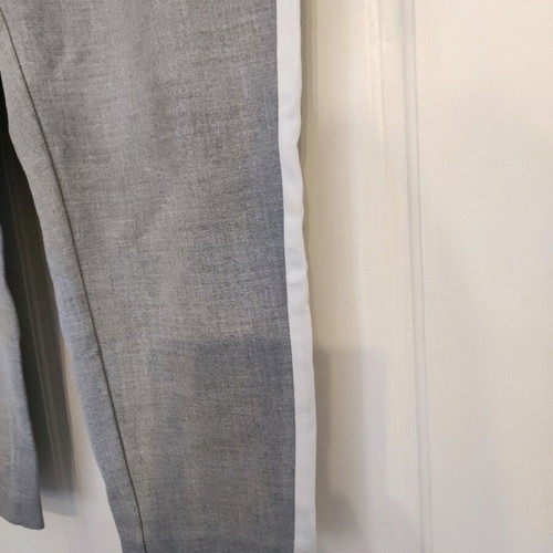 Zara women's gray pants like new with side stripe size M