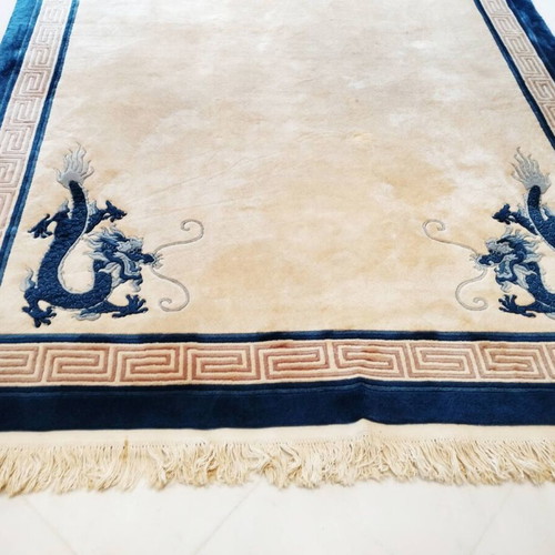 Wool rug Chinese style used, classic Asian motifs