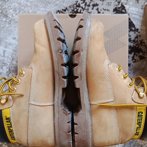 CAT men's boots size 41 used, yellow leather, wide fit