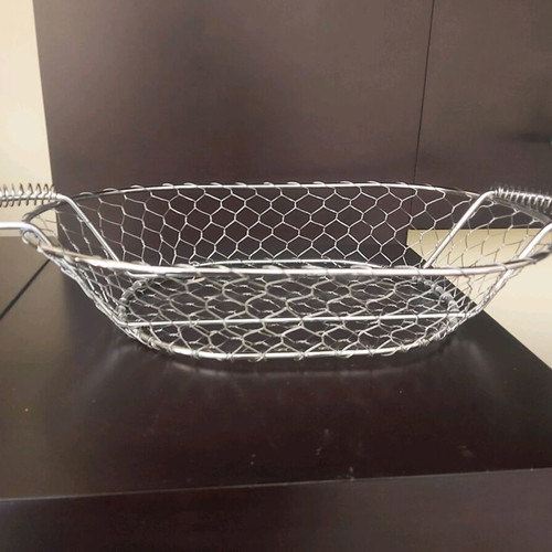 Metal fruit basket new, length 46 cm and width 24 cm