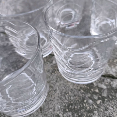 Set of 5 glass cups new