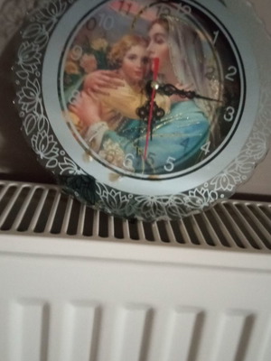 Old clock used, 20 cm, missing battery cover