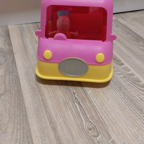 Peppa ice cream truck toy like new