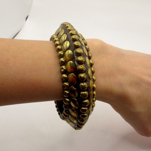 Vintage wooden bracelet with brass metal caps boho style like new