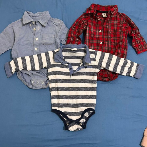 Baby bodysuits like new, pack of 3, 9-12 months, Oshkosh, Carter's, H&M